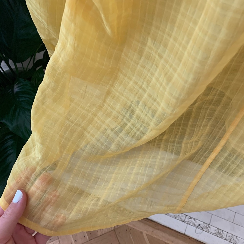Yellow blouse - Picture 6 of 8